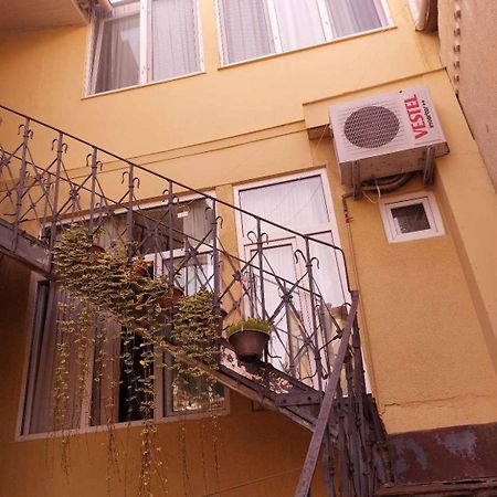 Dodo-Inga'S Apartment Tbilisi Exterior photo